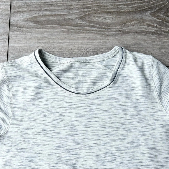 Lululemon Another Mile Short Sleeve Top Shirt - Picture 7 of 15